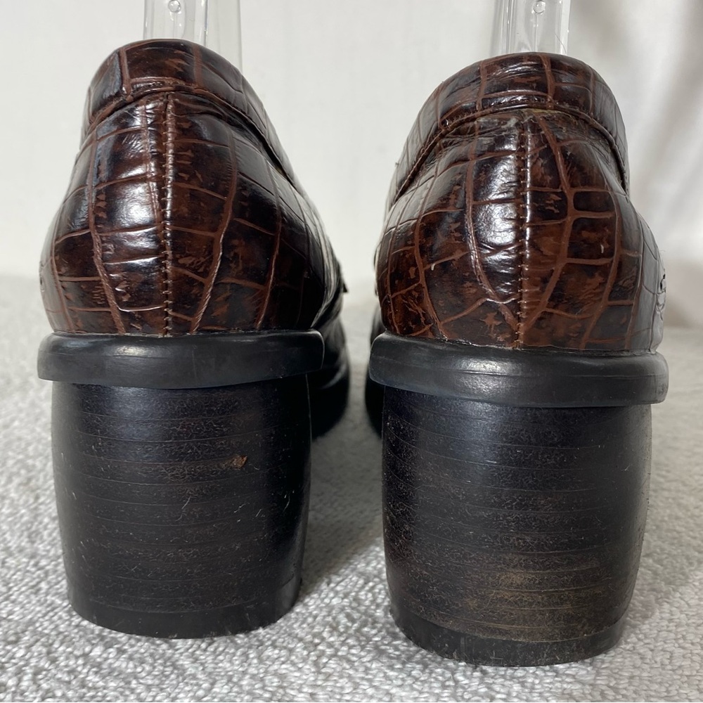 Vintage 90s Skechers Brown Croc Embossed Faux Leather Chunky Heeled Loafers 6.5 - Picture 4 of 14